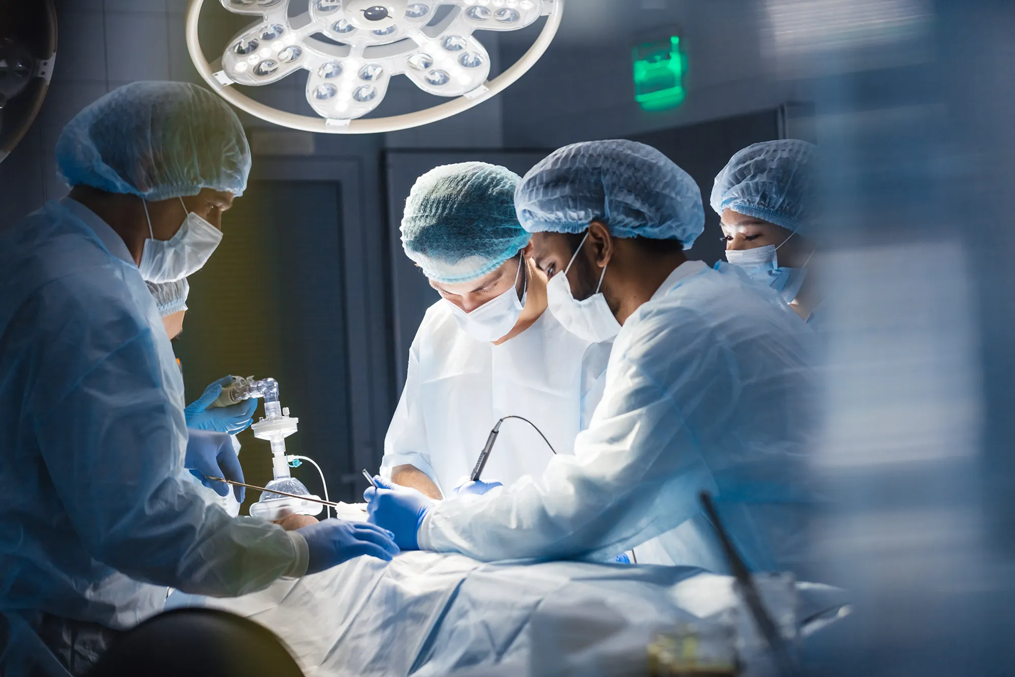 Putting a patient to sleep in a surgical room